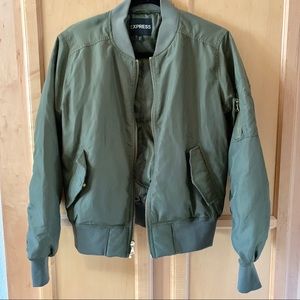 Express Lightweight Bomber Jacket in Olive